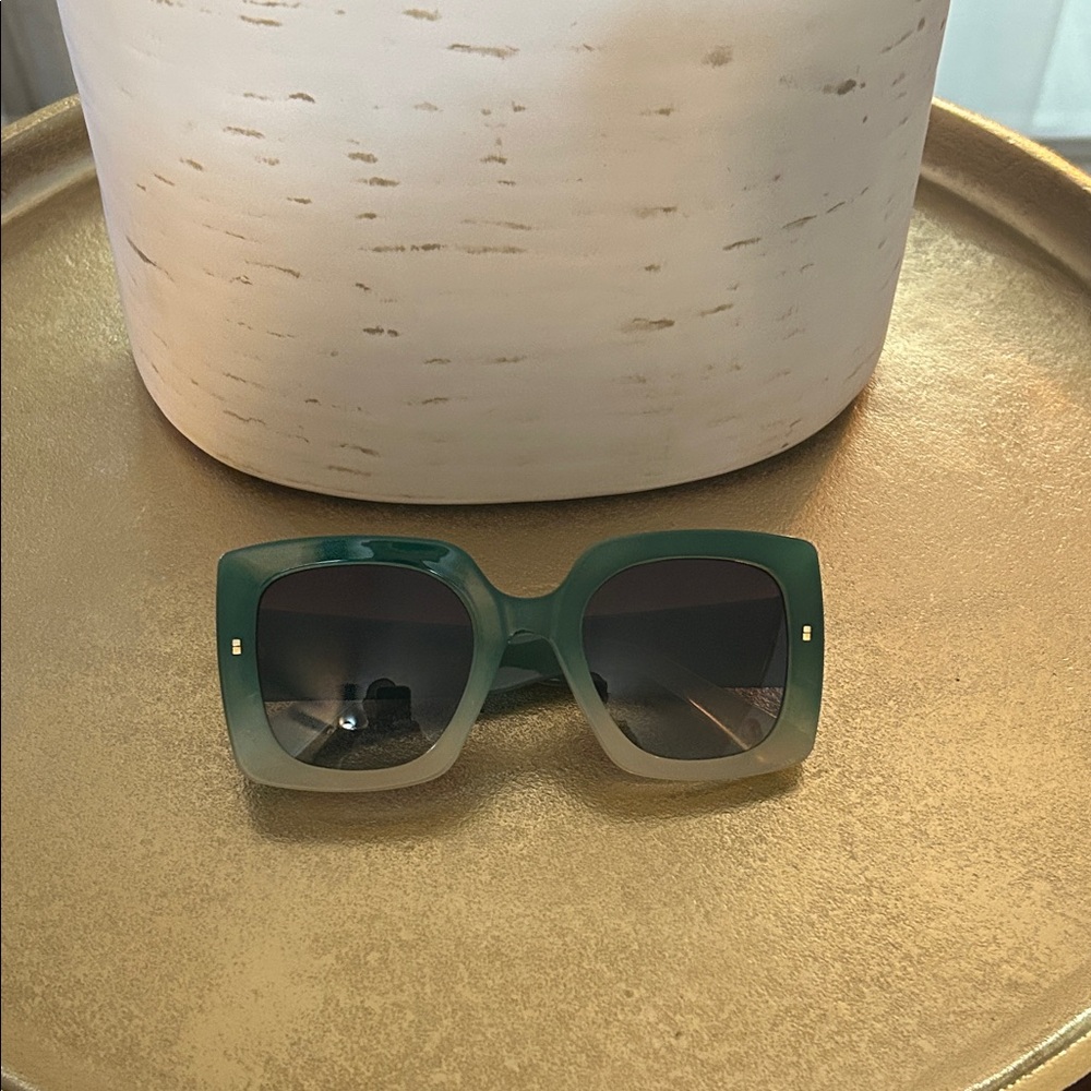 Stylish Green Gradient Sunglasses